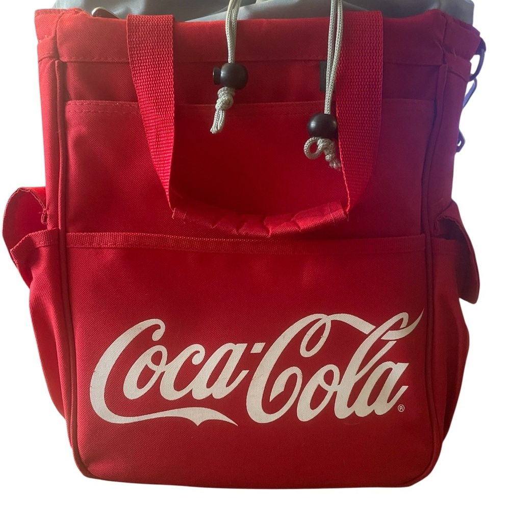 Picnic Time Picnic Time 614-00-100-911-0 Coca Cola- Activo Cooler Tote, Red